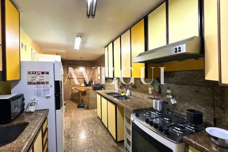 Apartment with 3 bedrooms and 5 bathrooms, 2 parking spaces — photo 23