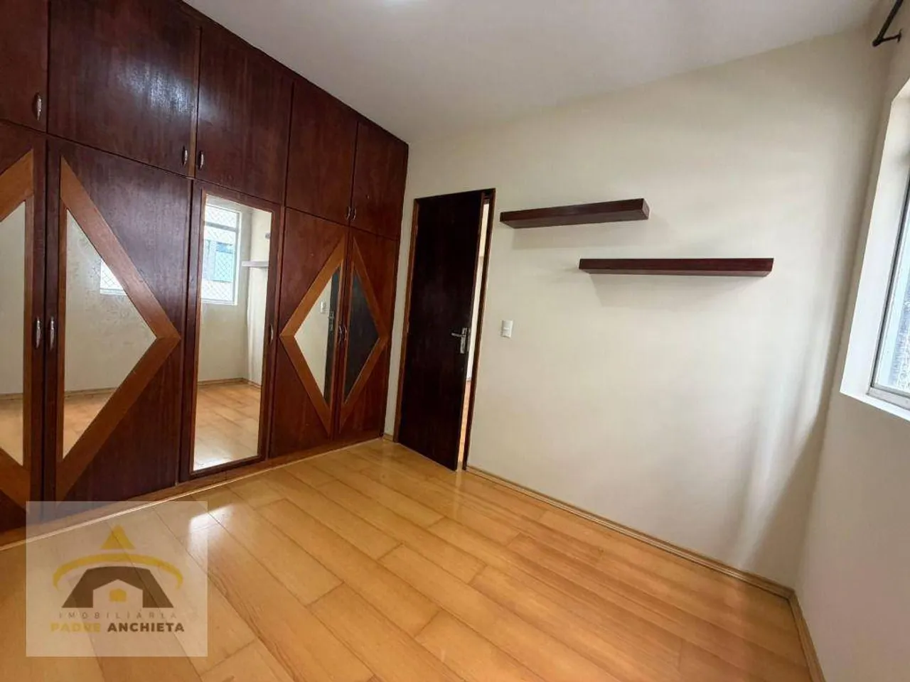 1-bedroom apartment with a laundry area — photo 6