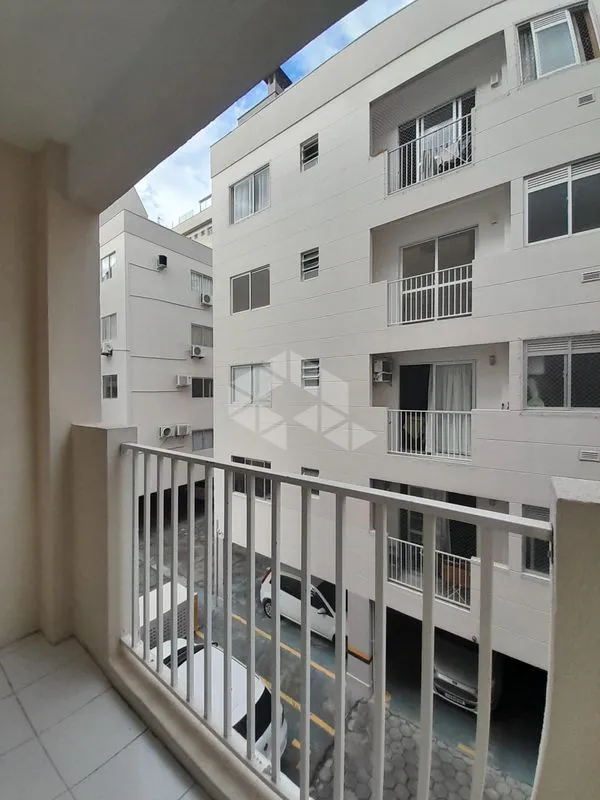 55 m² apartment with an open-plan kitchen and 2 bedrooms — photo 10