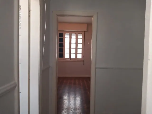 Unfurnished 1-bedroom apartment with separate kitchen — photo 13