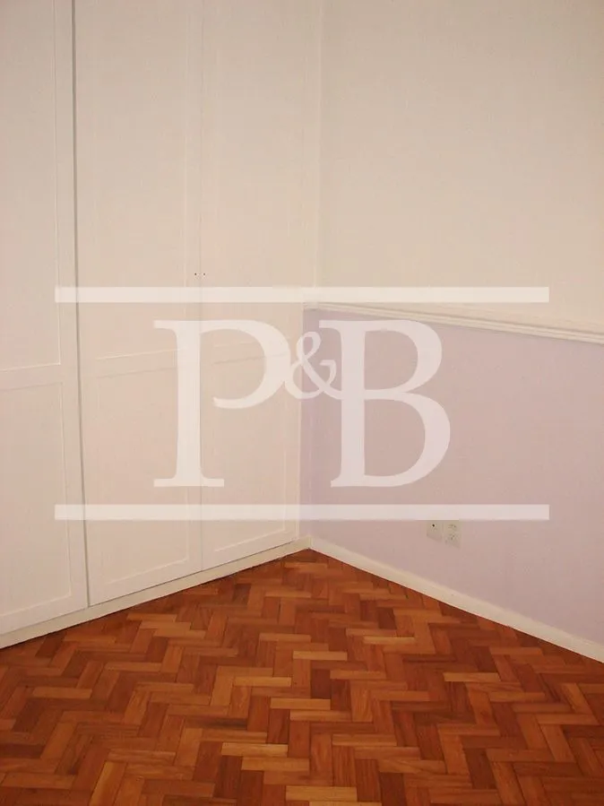 4-bedroom apartment with air conditioning — photo 21