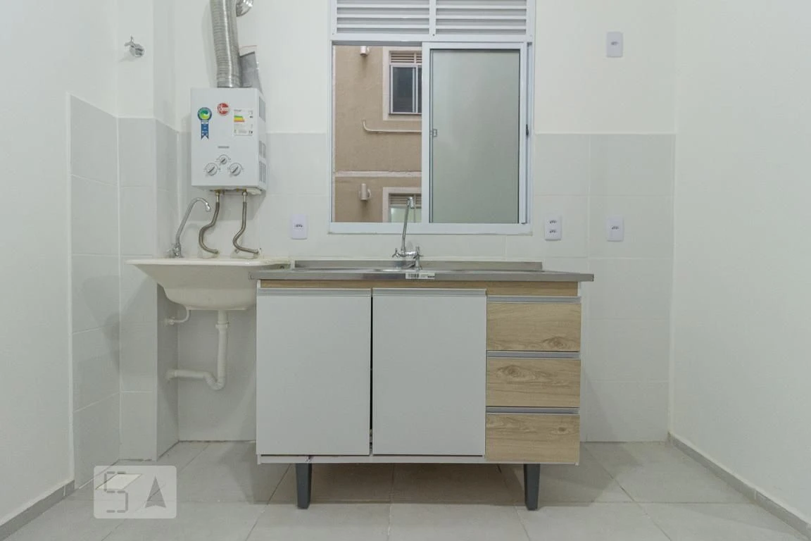 2-bedroom apartment in a building with a pool — photo 14