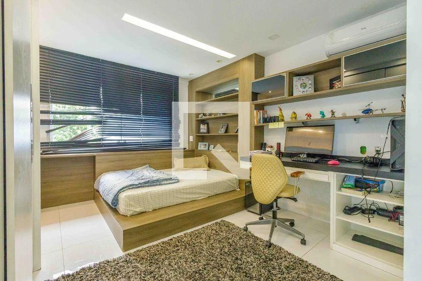 Furnished house with 5 bedrooms and open-plan kitchen — photo 12