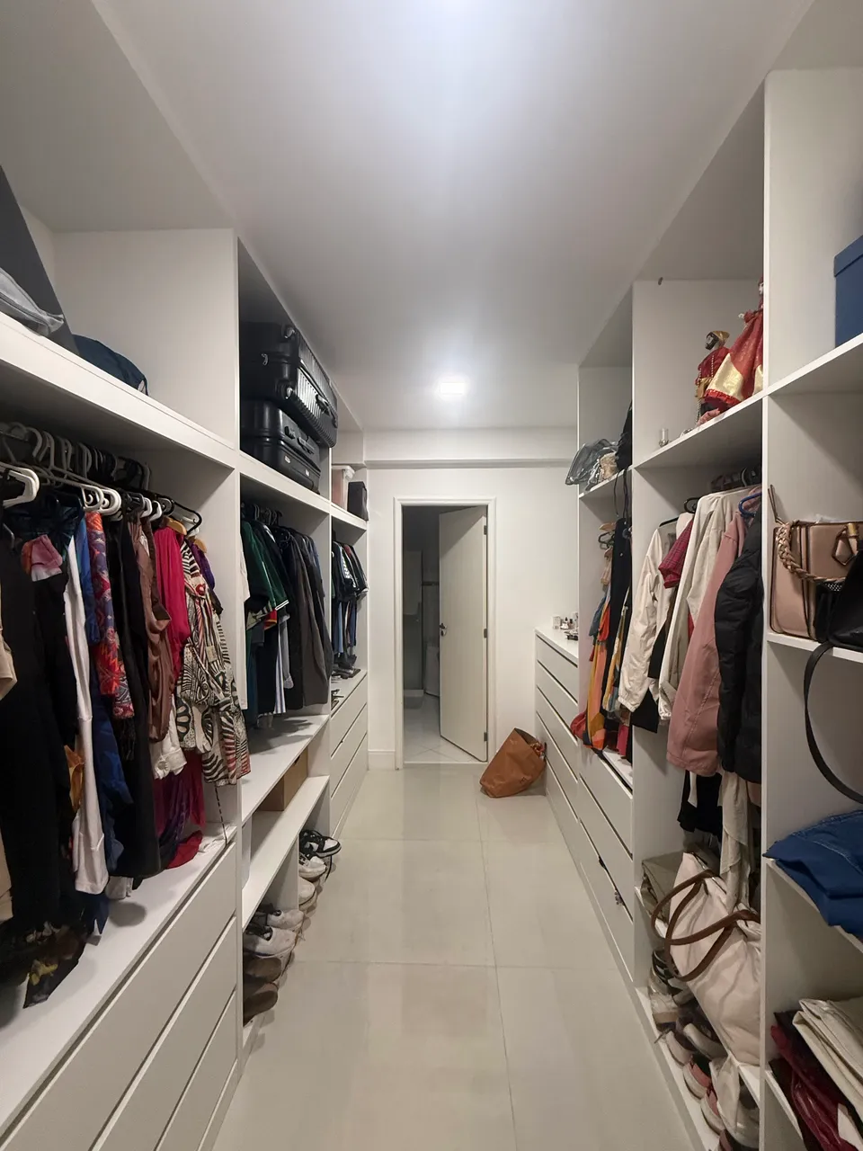 Furnished house with 5 bedrooms, 5 baths and a balcony — photo 15