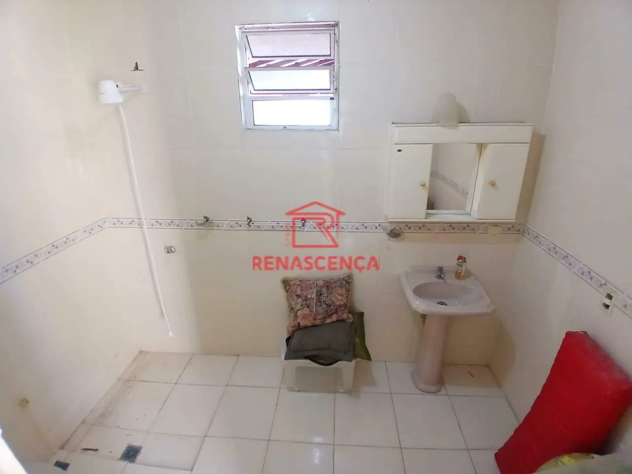 Furnished house with 3 suites and a separate gas kitchen — photo 15