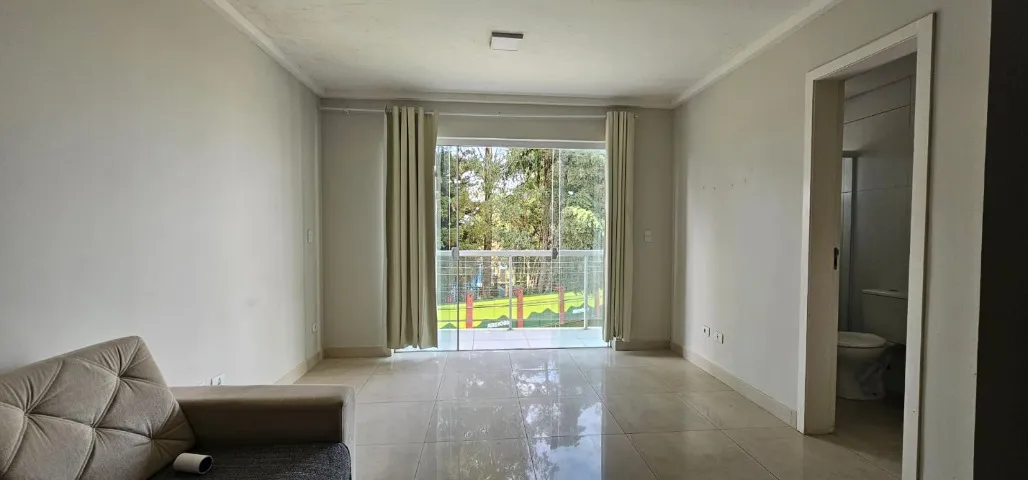 Furnished studio in a building with a gym