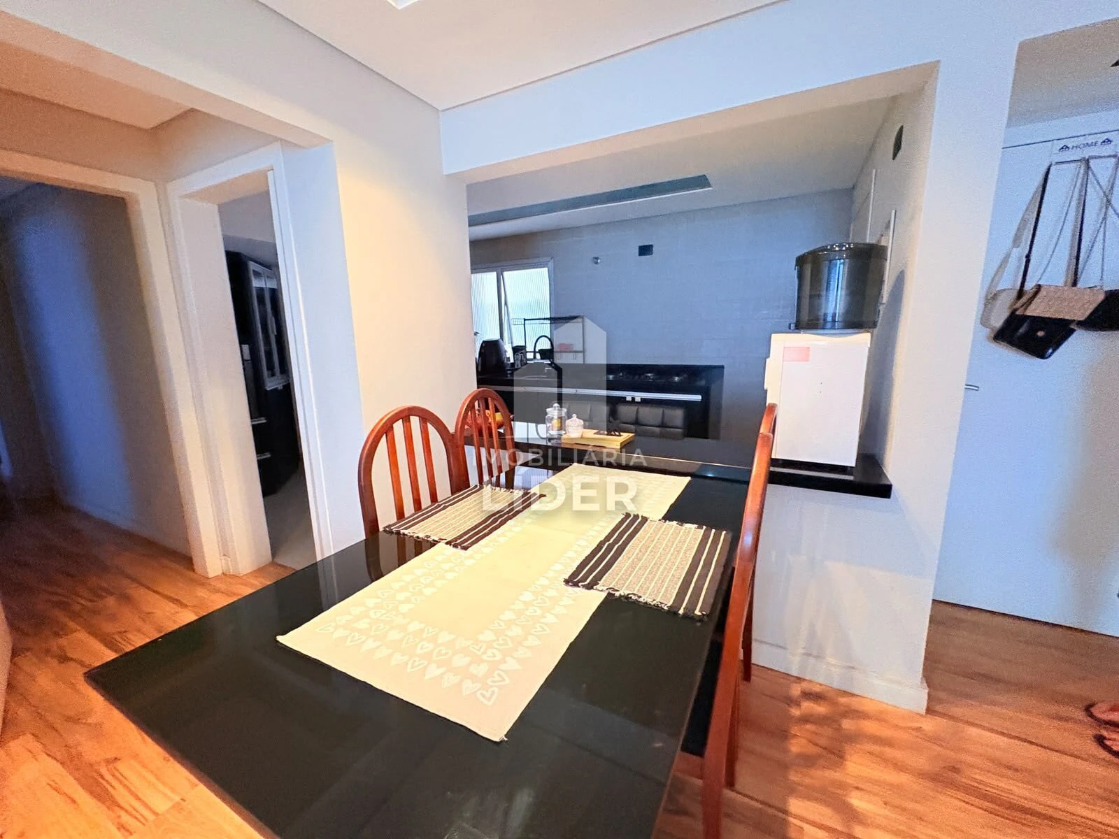 Apartamento amueblado de 3 dormitorios con ascensor — photo 10
