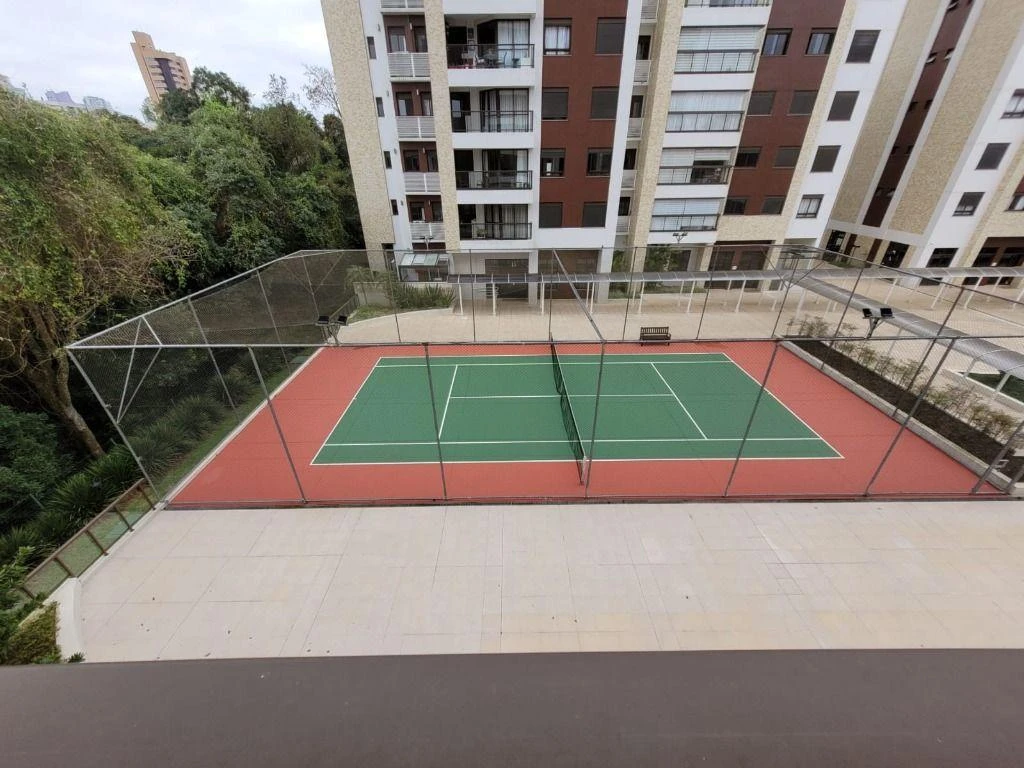 3-bedroom apartment with a park view — photo 37