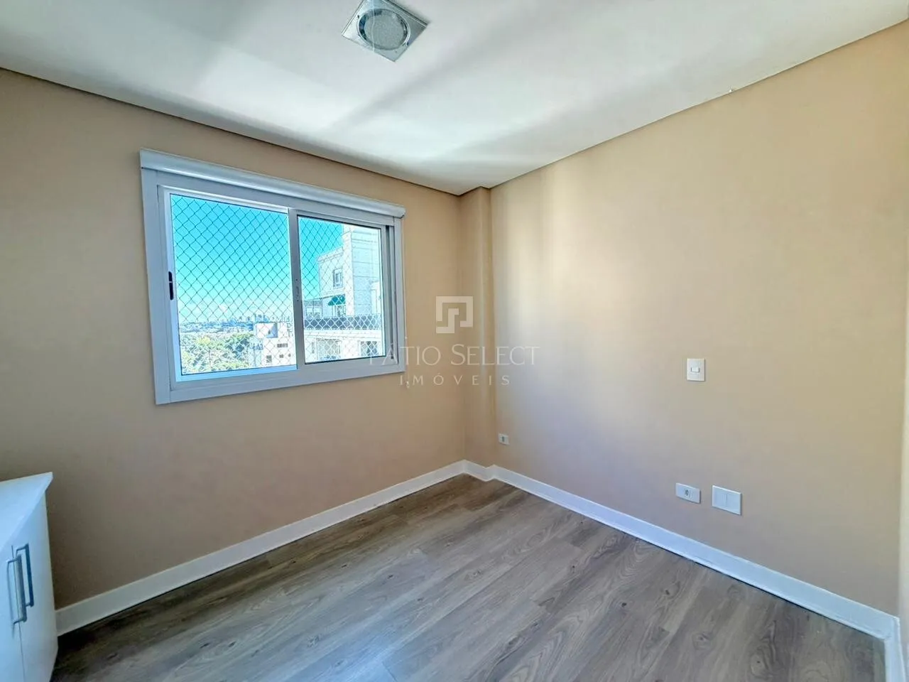 3-bedroom apartment with a washing machine in Curitiba — photo 39