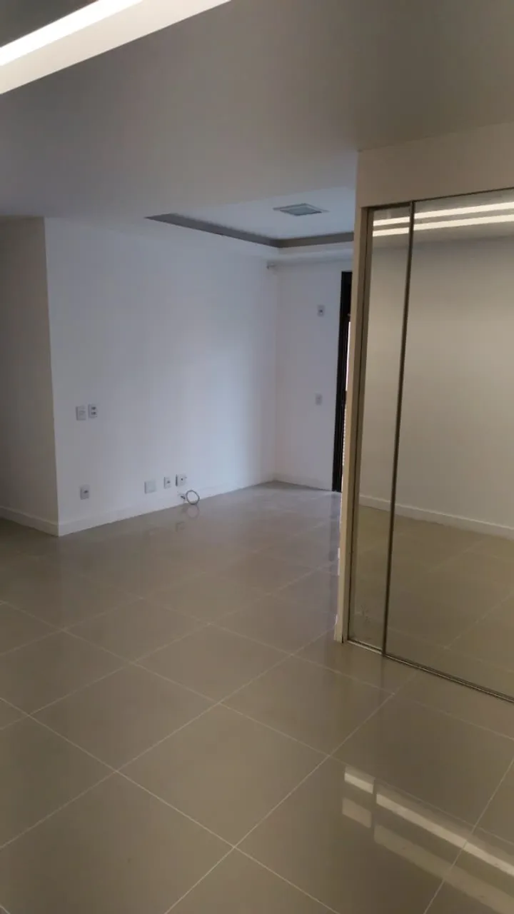 Glass-enclosed balcony in a 3-bedroom apartment, 90 m² — photo 8