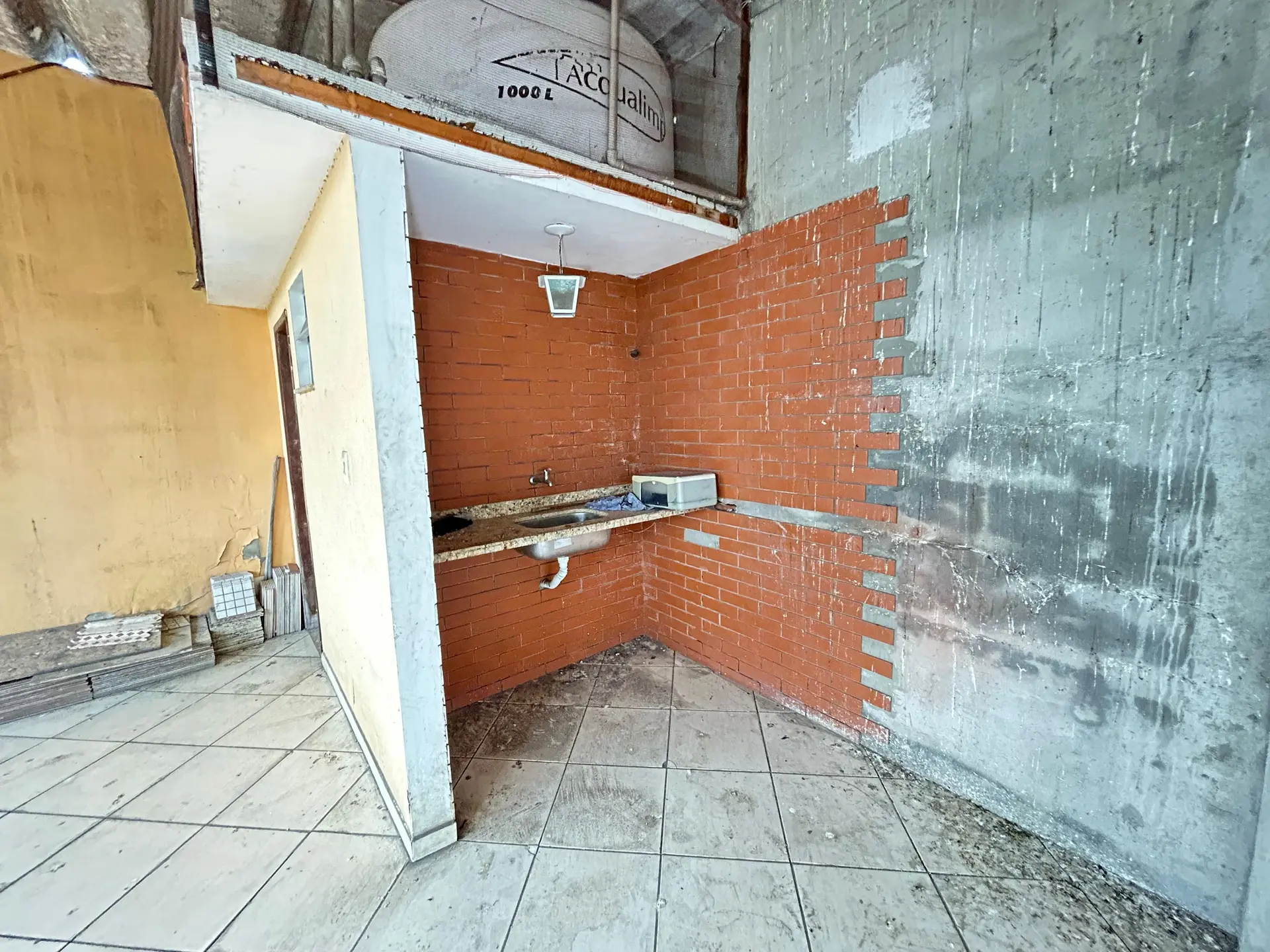House, 300 m², with a walk-in closet — photo 55