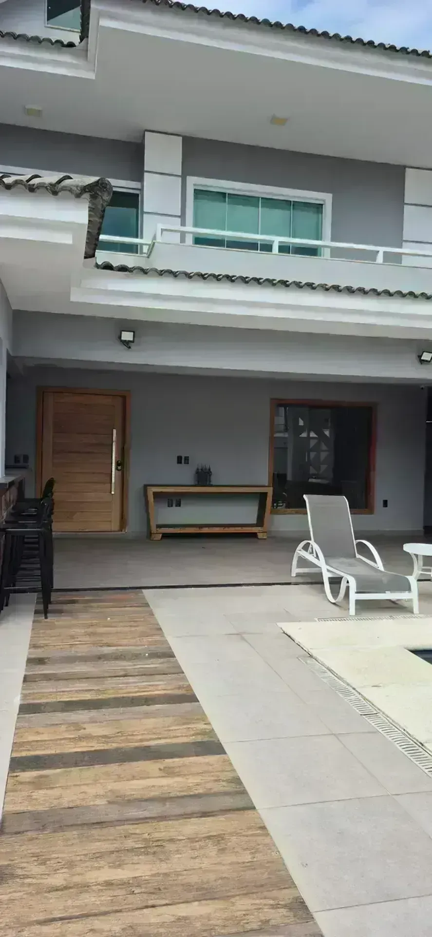 Furnished triplex house with 4 bedrooms and 5 baths — photo 7
