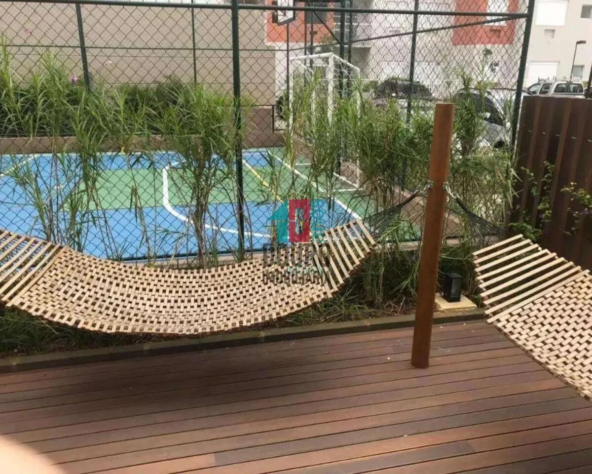 Furnished 2-bedroom apartment with 1 suite and balcony — photo 25