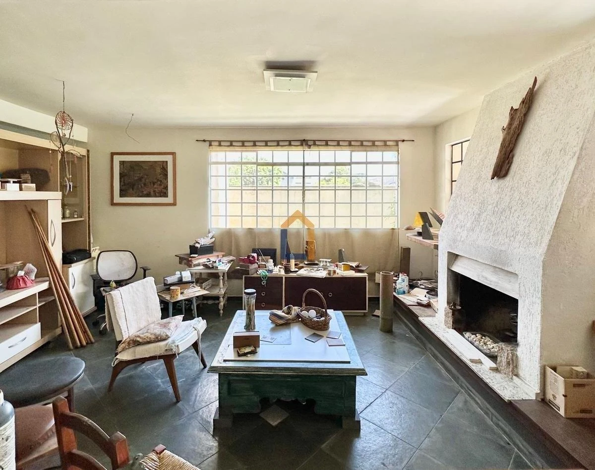 5-bedroom house with a home office — photo 34