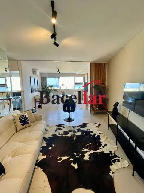Furnished 52 m² apartment with 1 bedroom and parking — photo 6