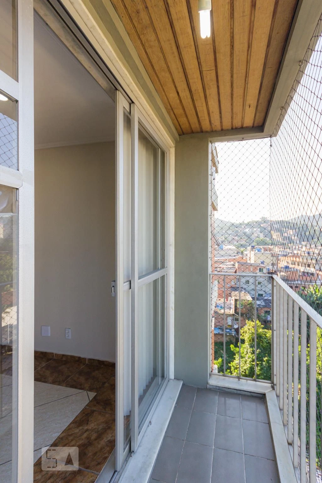 Apartamento mobiliado com 3 dormitórios e 3 banheiros — photo 60