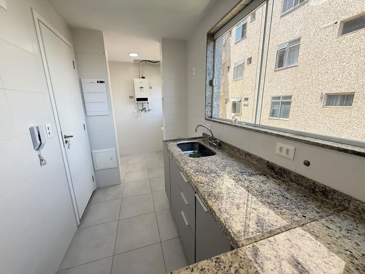 Apartment, 65 m², with a mountain view — photo 2