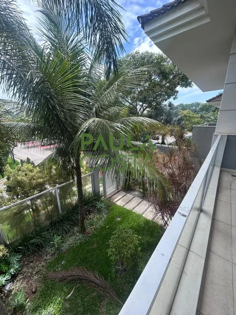 Панорамні вікна та 4 спальні: будинок 480 м² — photo 24