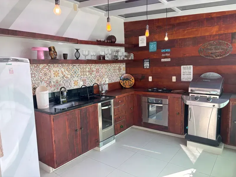 Apartamento sem mobília com cozinha americana a gás — photo 37