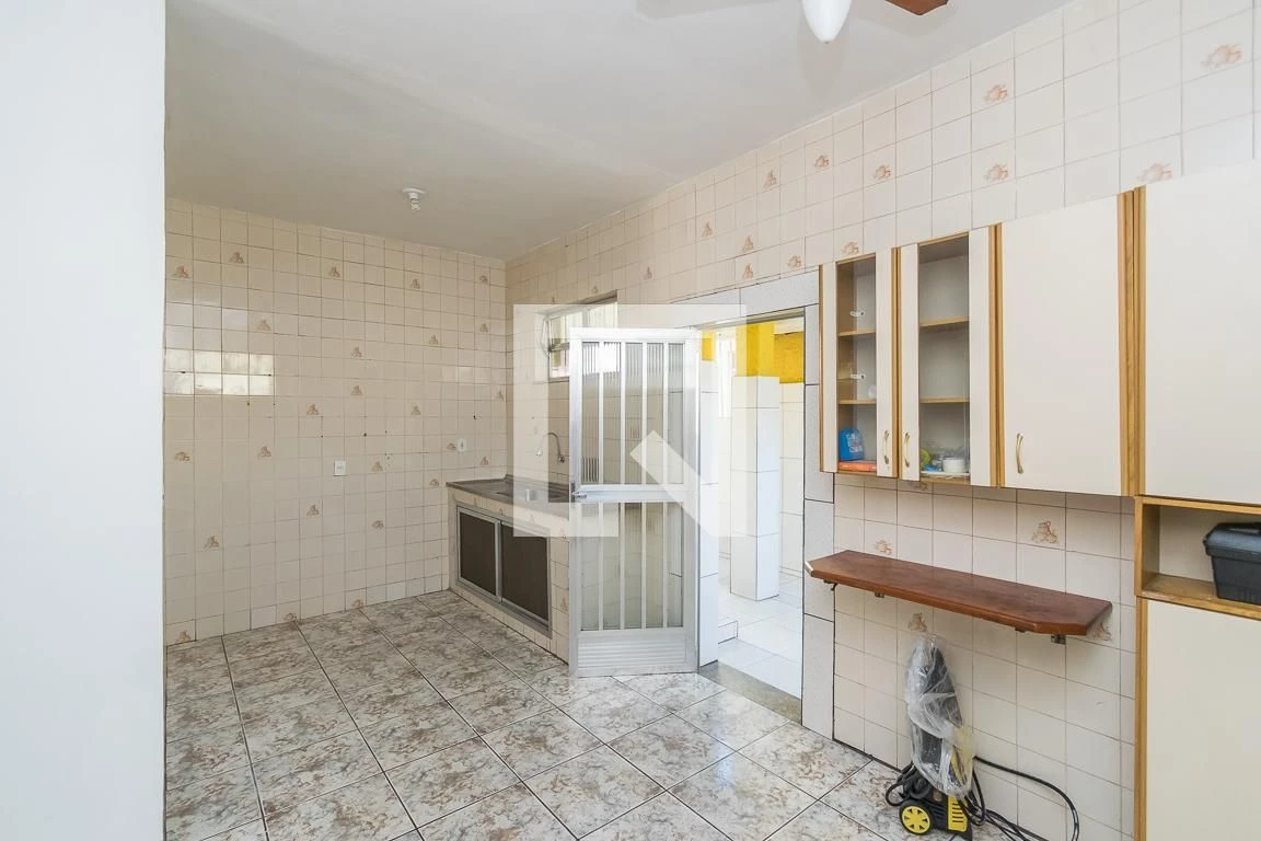 House, 190 m², with a private BBQ — photo 19