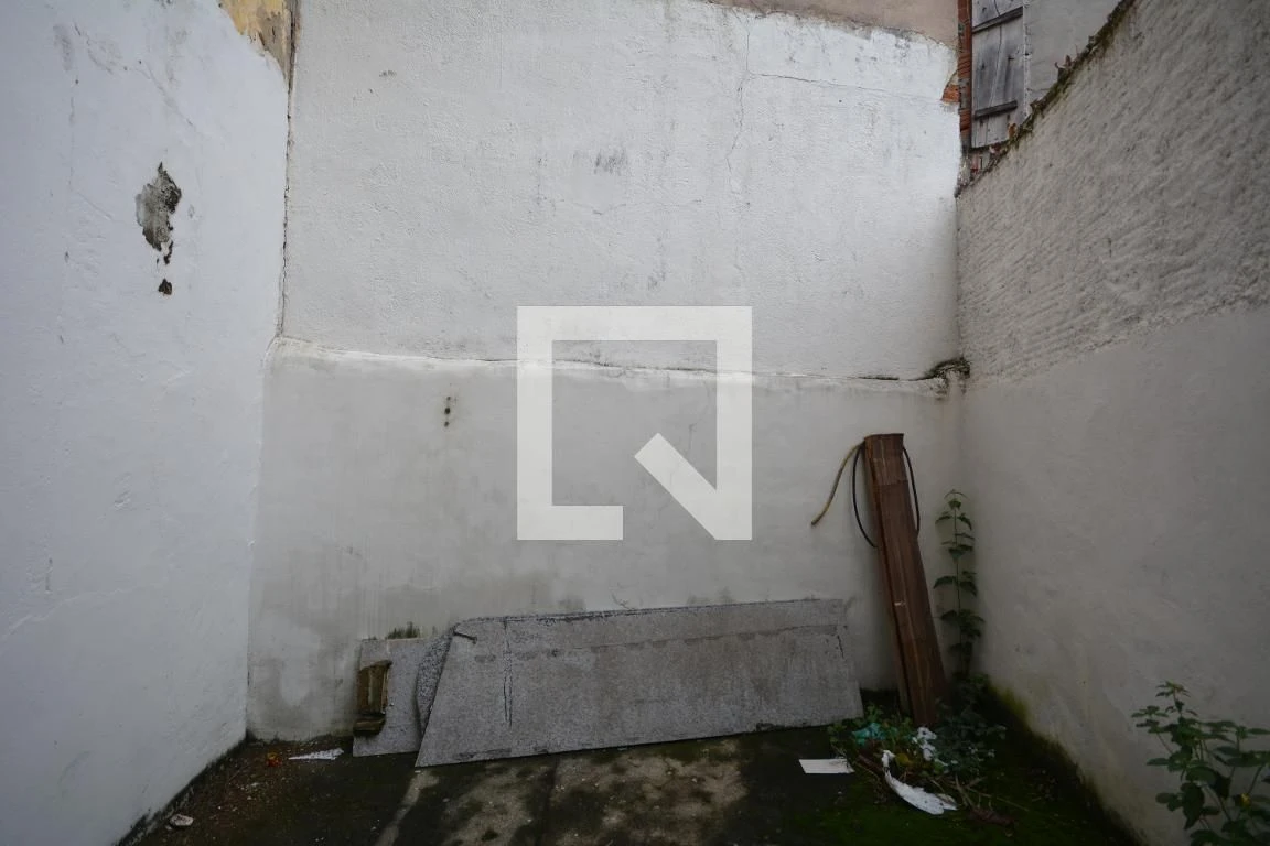 2-bedroom apartment with 1 bathroom, no parking space — photo 3