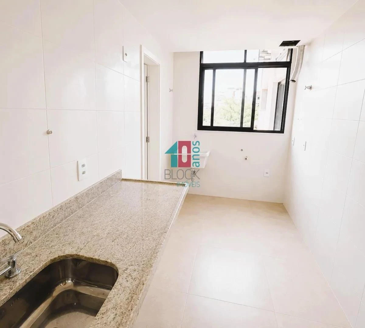 3-bedroom apartment, 1 with its own bathroom, 83 m² — photo 2