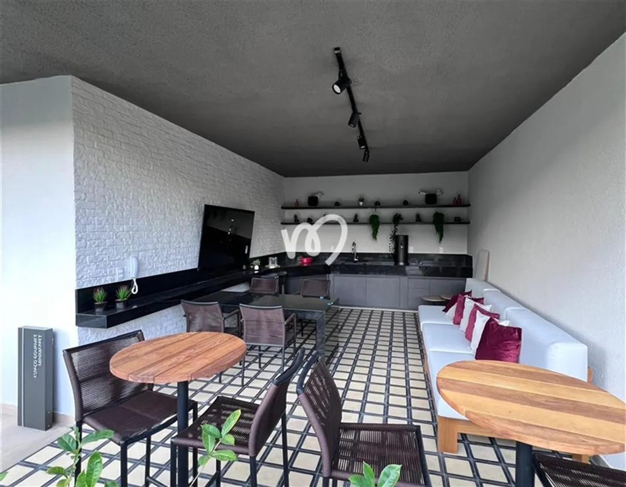 Unfurnished 2-bedroom apartment with 1 parking spot — photo 4