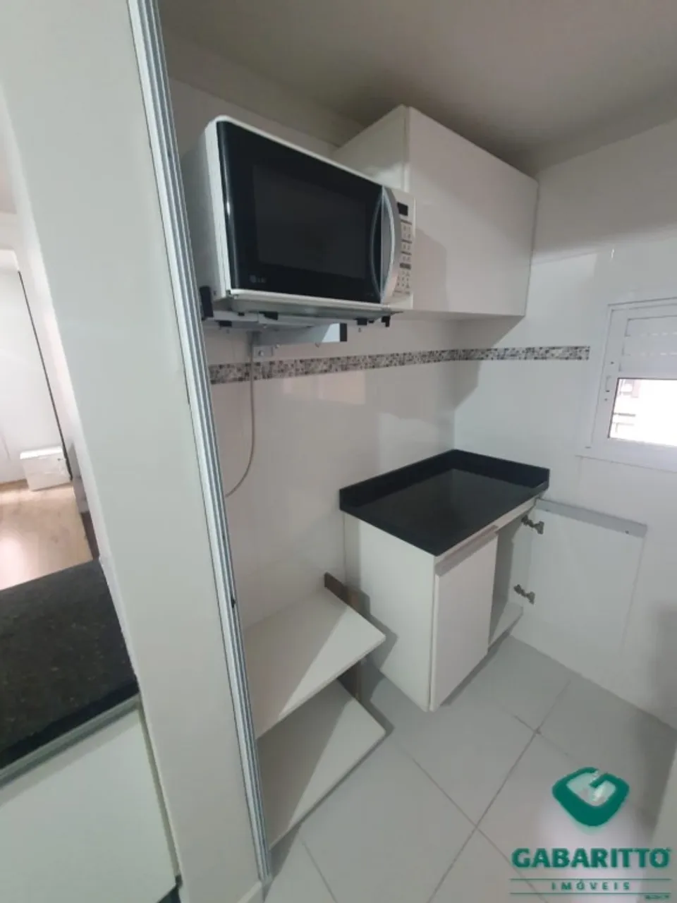 44 m² apartment with fitted kitchen cabinets and 1 bed — photo 8