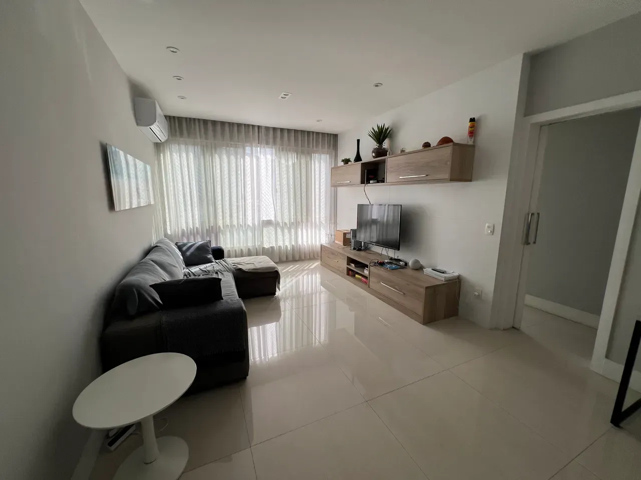 Apartamento mobiliado de 120 m² com 3 quartos e 3 banheiros — photo 2