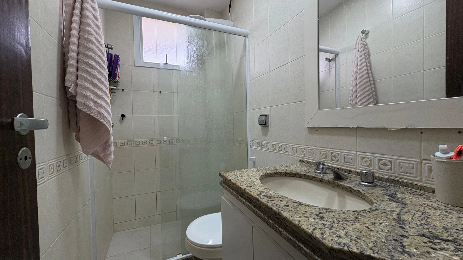 Furnished apartment, 114 m², with a jacuzzi — photo 11