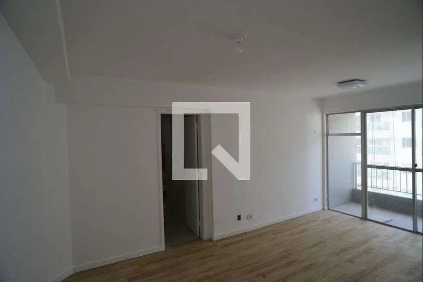 Apartment, 83 m², with wood or laminate floors — photo 25
