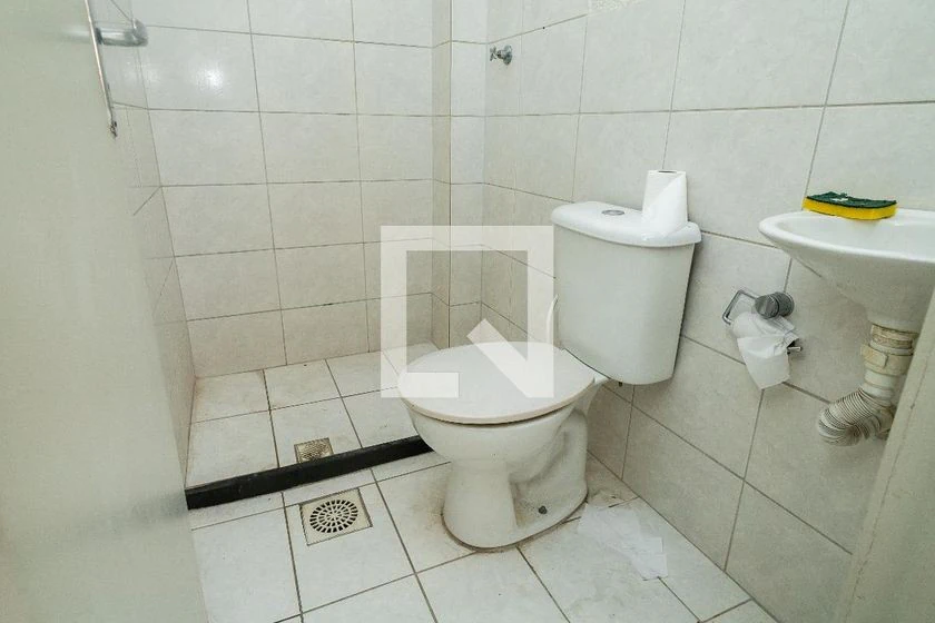 2-bedroom 42 m² apartment with a separate kitchen — photo 2