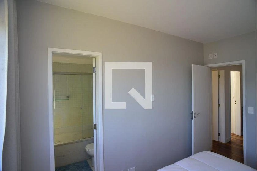Furnished 4-bedroom apartment 145 m² with 2 parking spots — photo 44