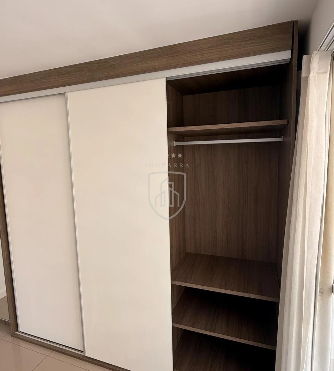 92 m² apartment with 3 bedrooms and 2 parking spots — photo 27