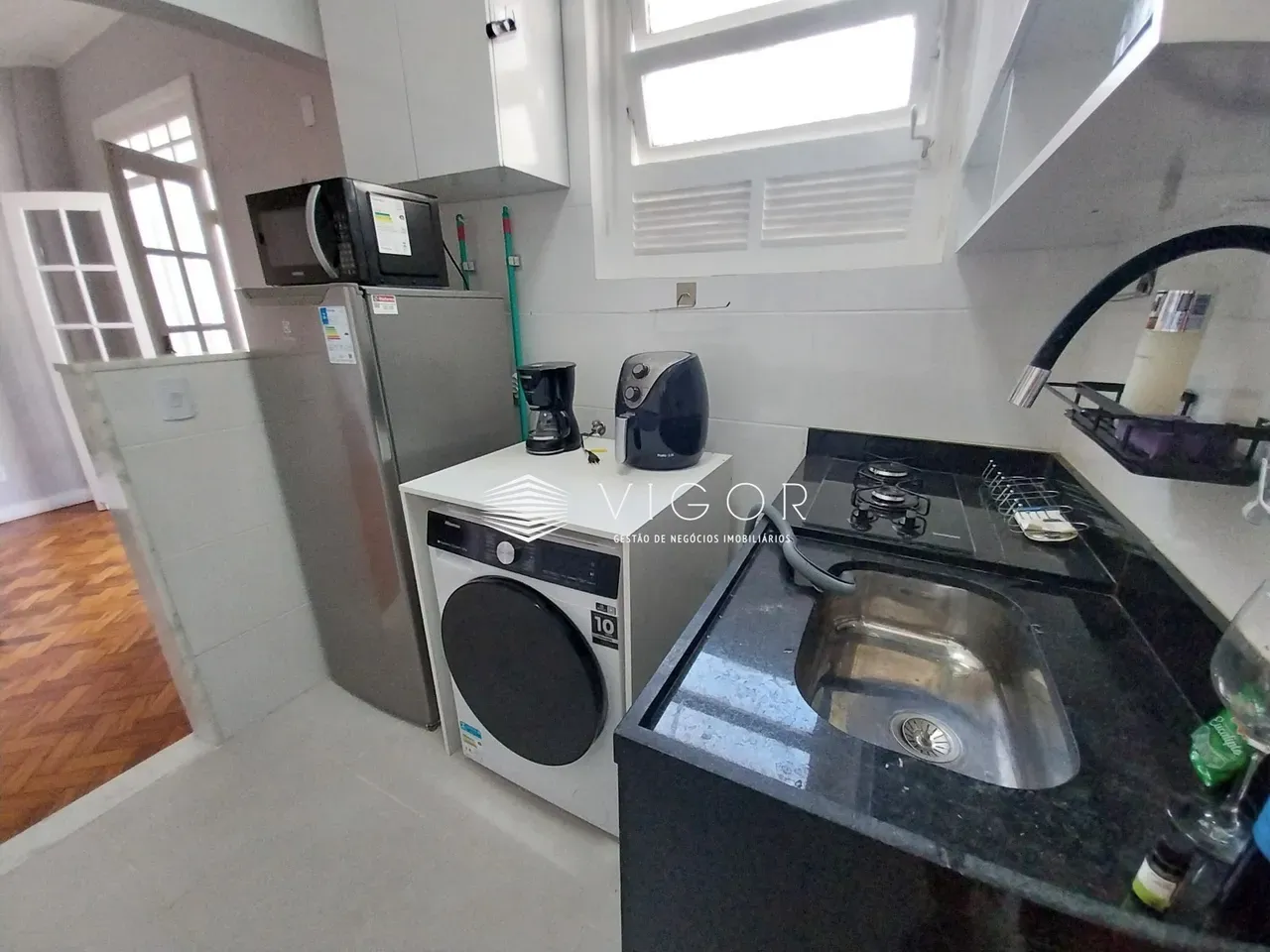 Furnished 49 m² apartment with 1 en-suite bedroom — photo 21