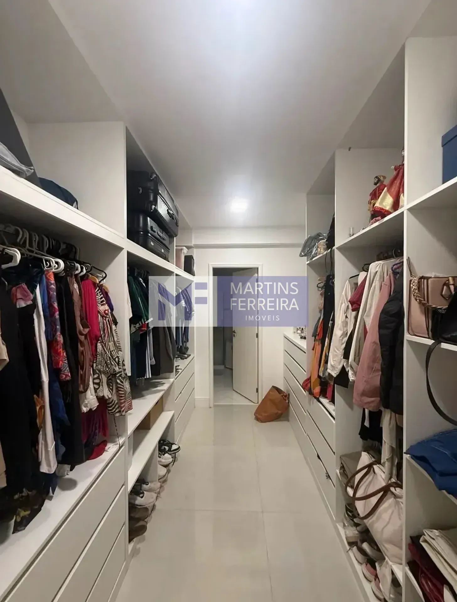 Furnished duplex house with 5 bedrooms and 400 m² — photo 3