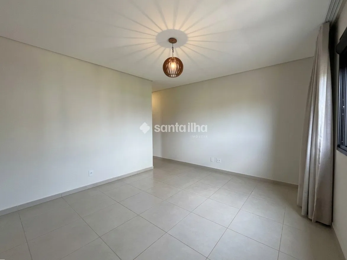 House with 3 bedrooms, private garden, open kitchen — photo 23