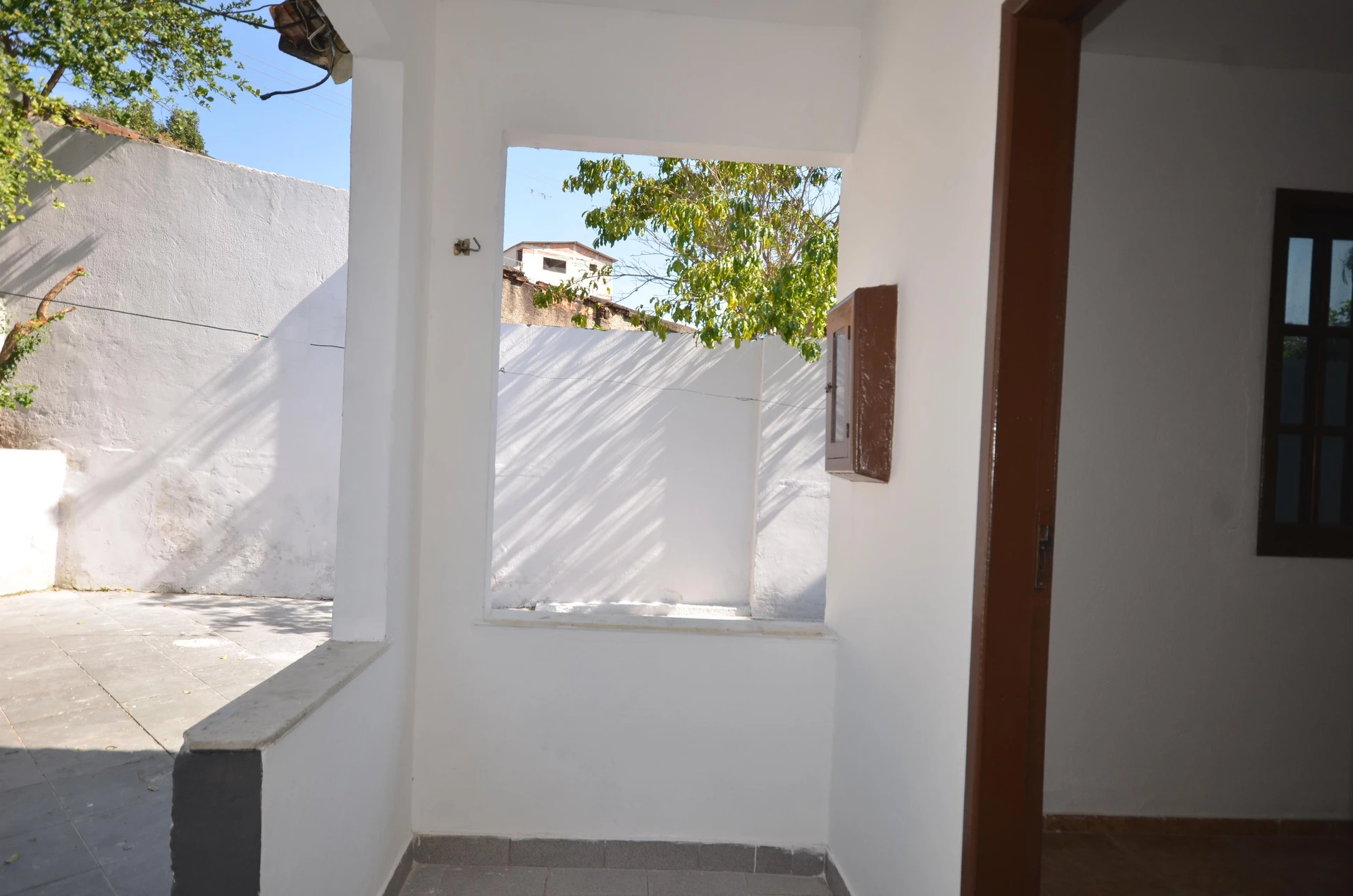 2-bedroom house with a washing machine — photo 12