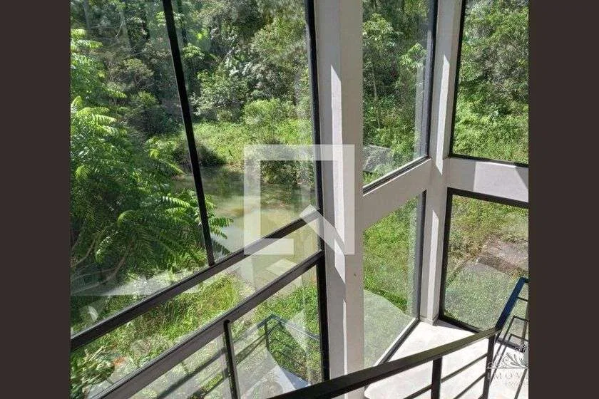 Casa com 5 quartos e cozinha em conceito aberto — photo 6