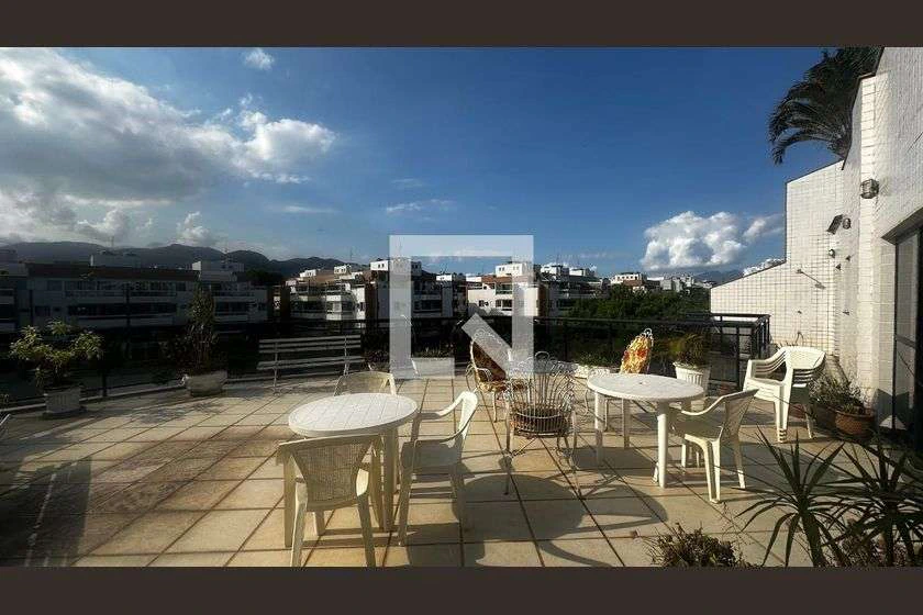 Furnished 203 m² apartment with 2 bedrooms and 2 parking — photo 4