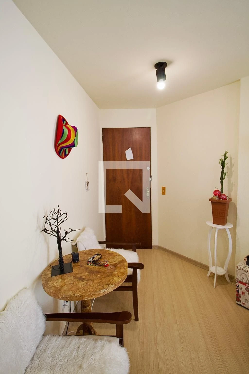 One-bedroom apartment with a washing machine in Curitiba