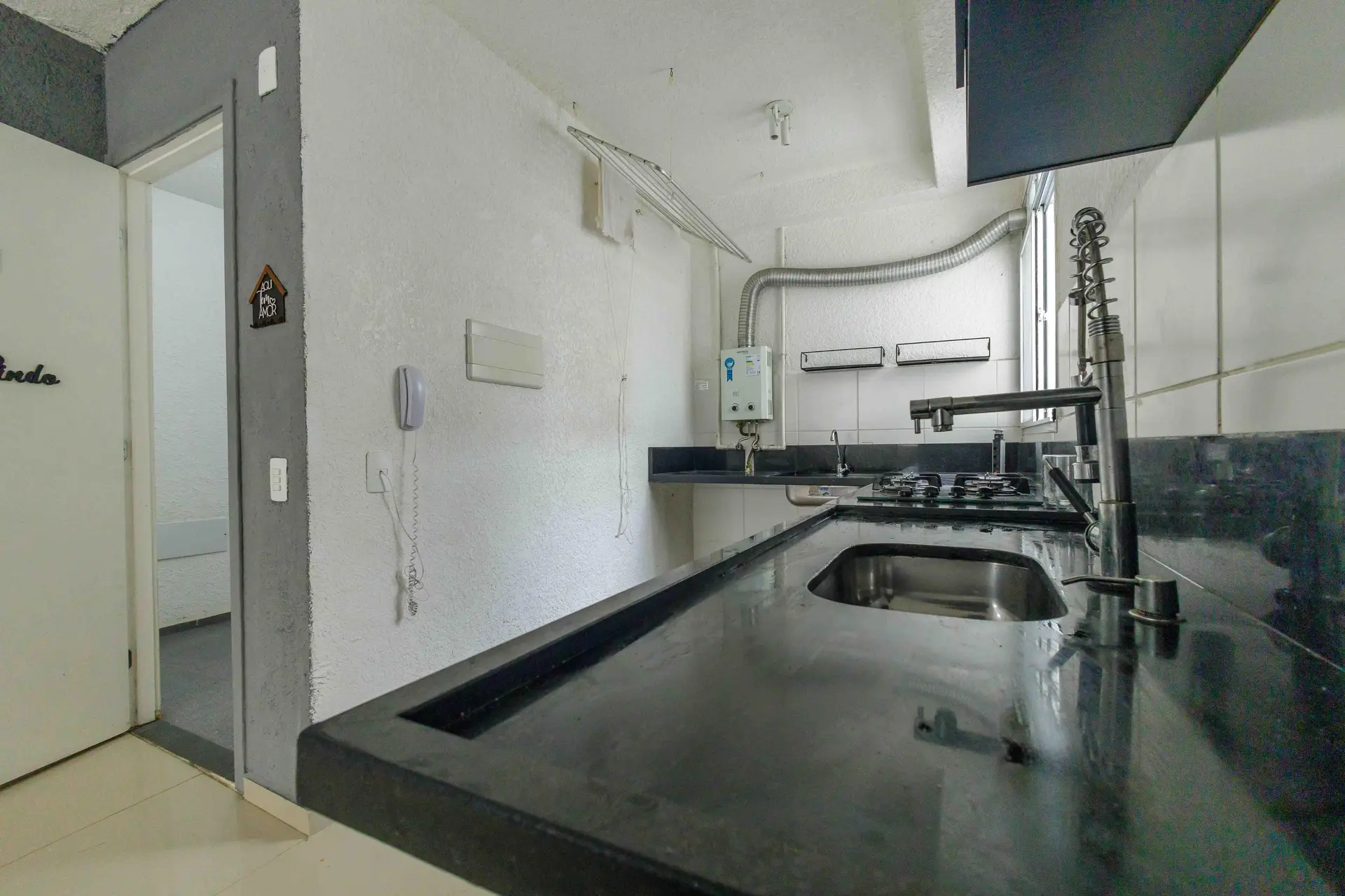 Apartamento com 2 quartos e cozinha americana a gás — photo 2