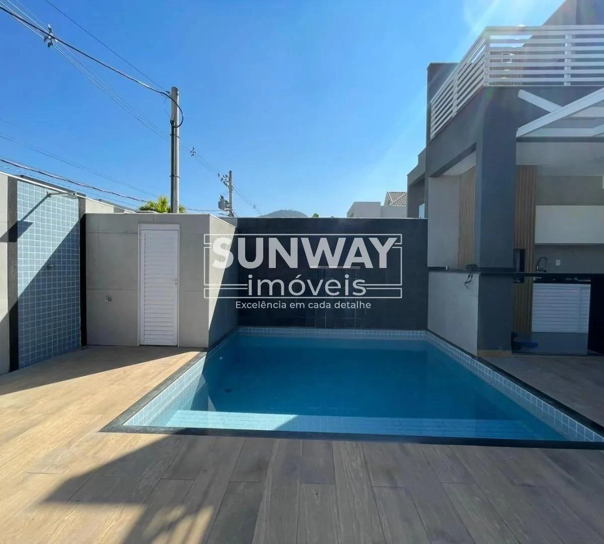Casa, 380 m², com janelas do piso ao teto — photo 6
