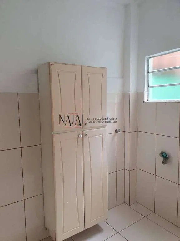 Дерев'яна підлога або ламінат та 2 спальні: будинок 48 м² — photo 10