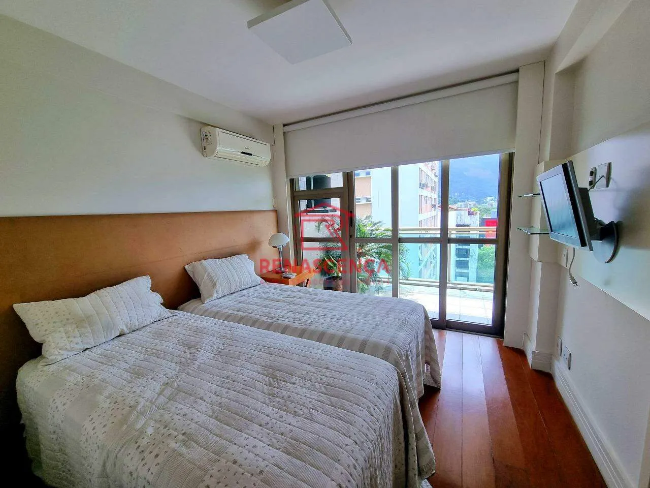 Furnished apartment with 3 bedrooms, 4 bathrooms and 2 parking — photo 5