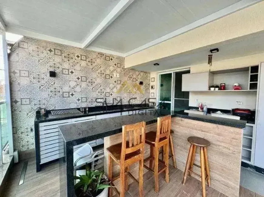 Furnished duplex with 3 bedrooms, 4 bathrooms and 208 m² — photo 18