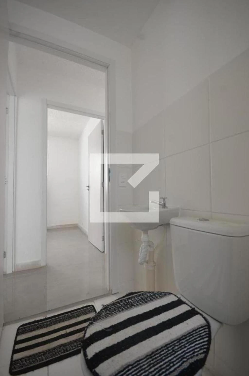 Unfurnished apartment with 2 bedrooms and 1 parking space — photo 22
