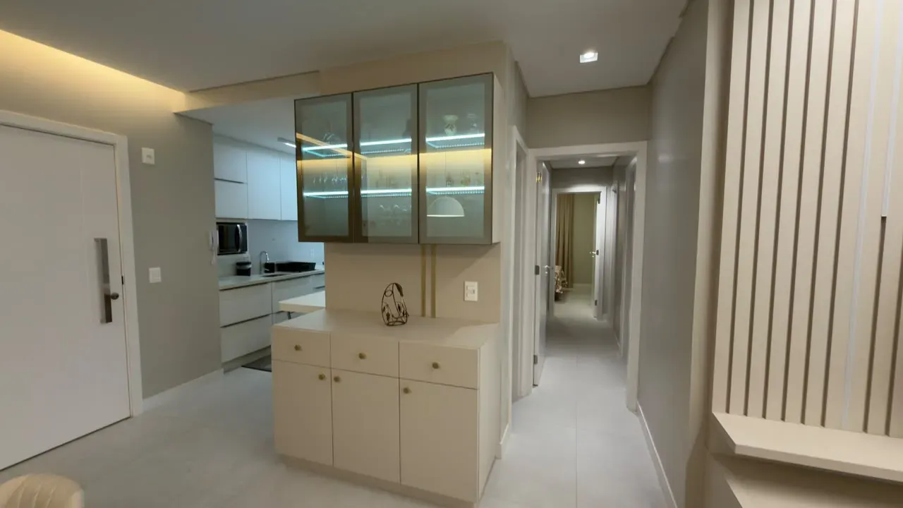 Furnished apartment with open-plan kitchen and 3 en-suites — photo 36