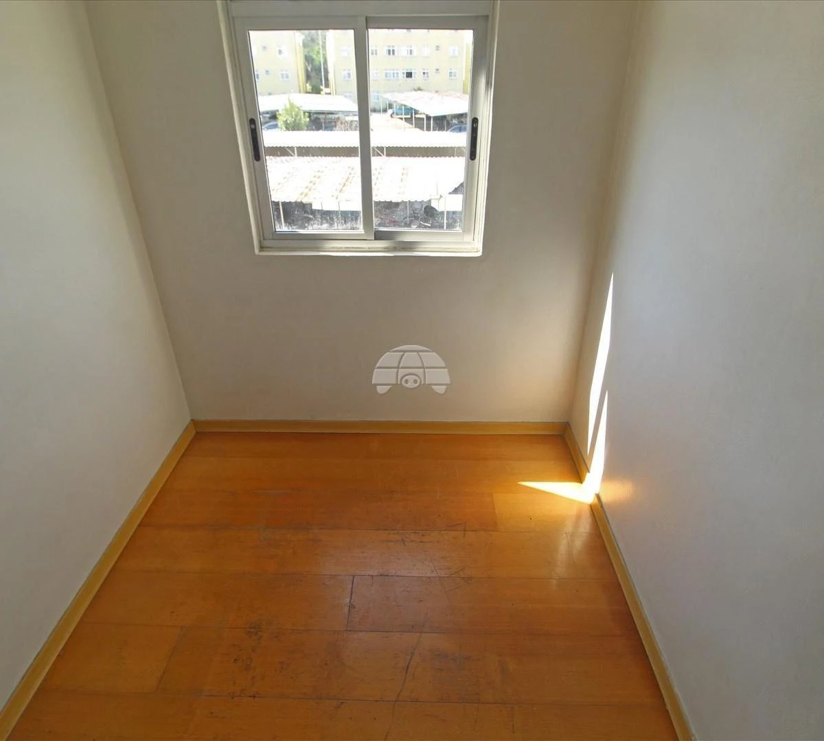 3-bedroom apartment with a washing machine — photo 22