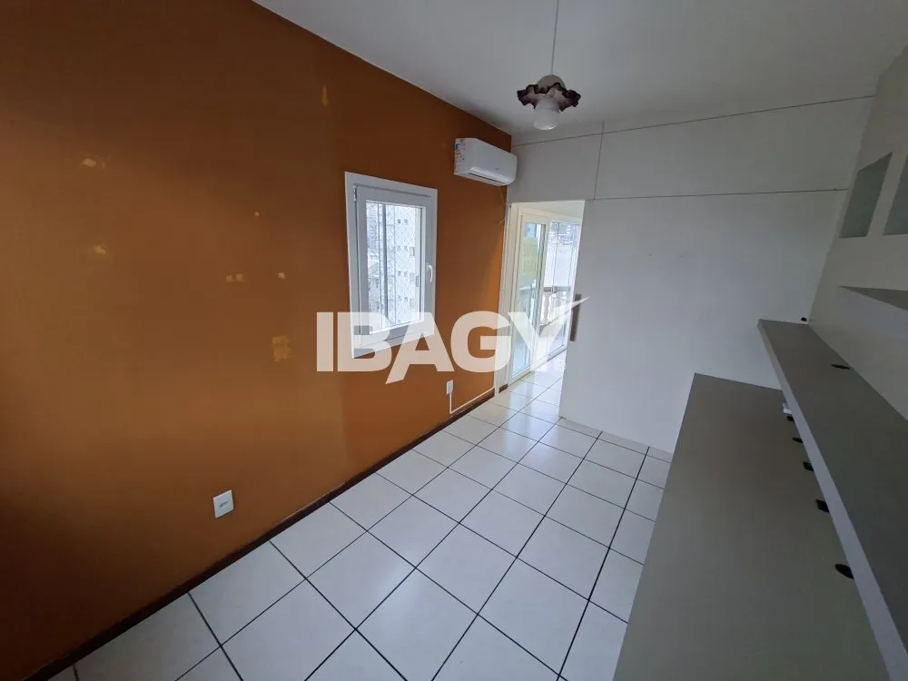 Apartamento de alquiler con 4 dormitorios y 120 m² — photo 6